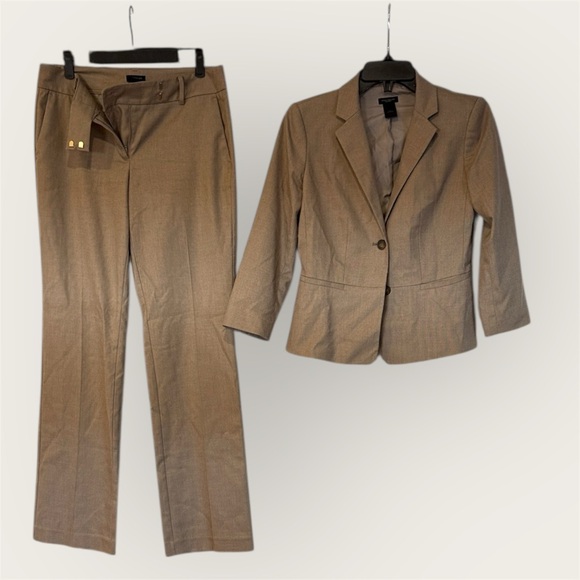 Ann Taylor Pants - Ann Taylor Classic Brown Pantsuit